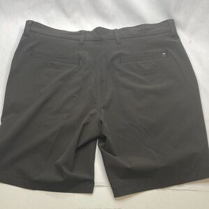 Callaway Men's Dark brown golf  Shorts size 34